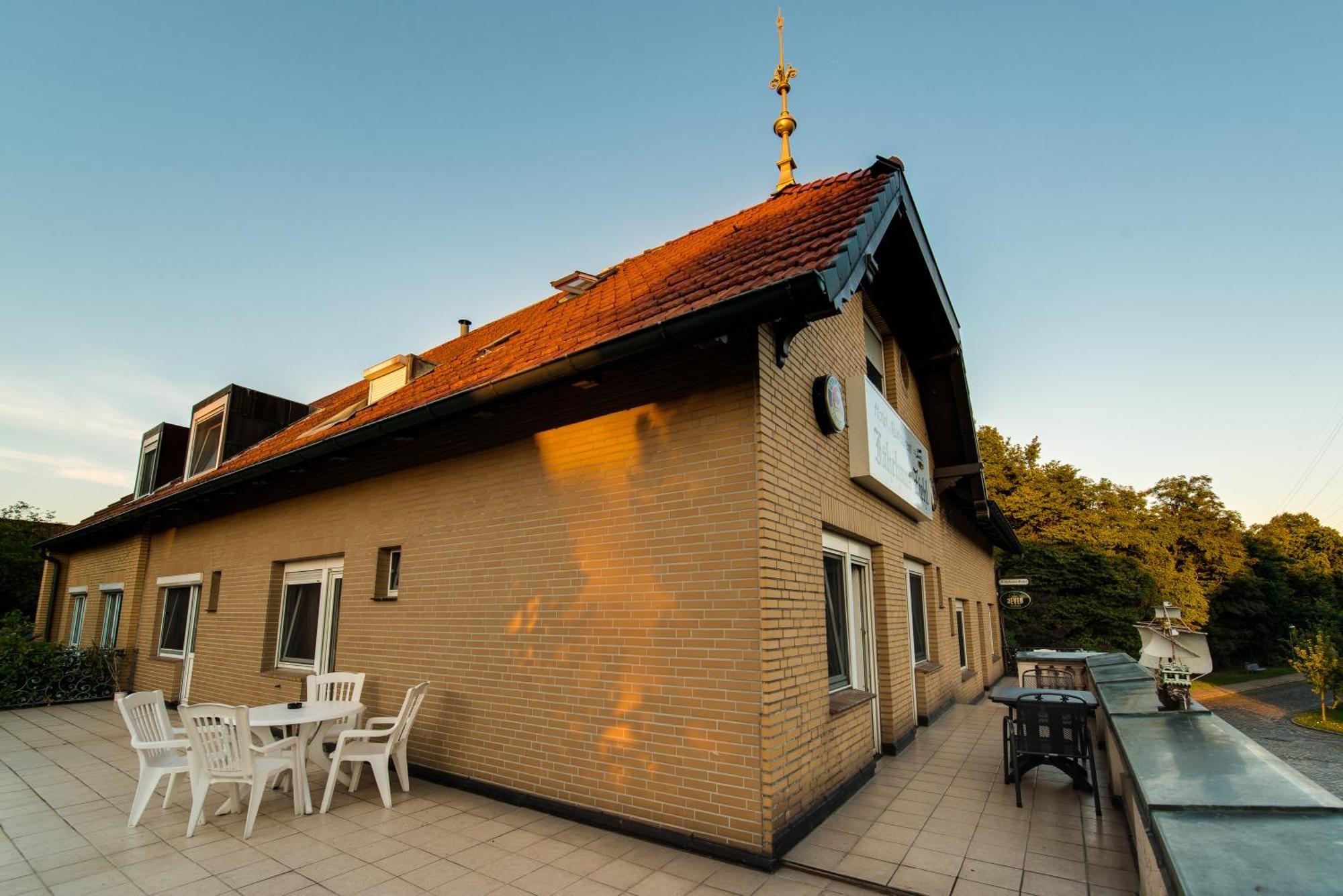 Hotel Fährhaus Ziehl Geesthacht Exterior foto